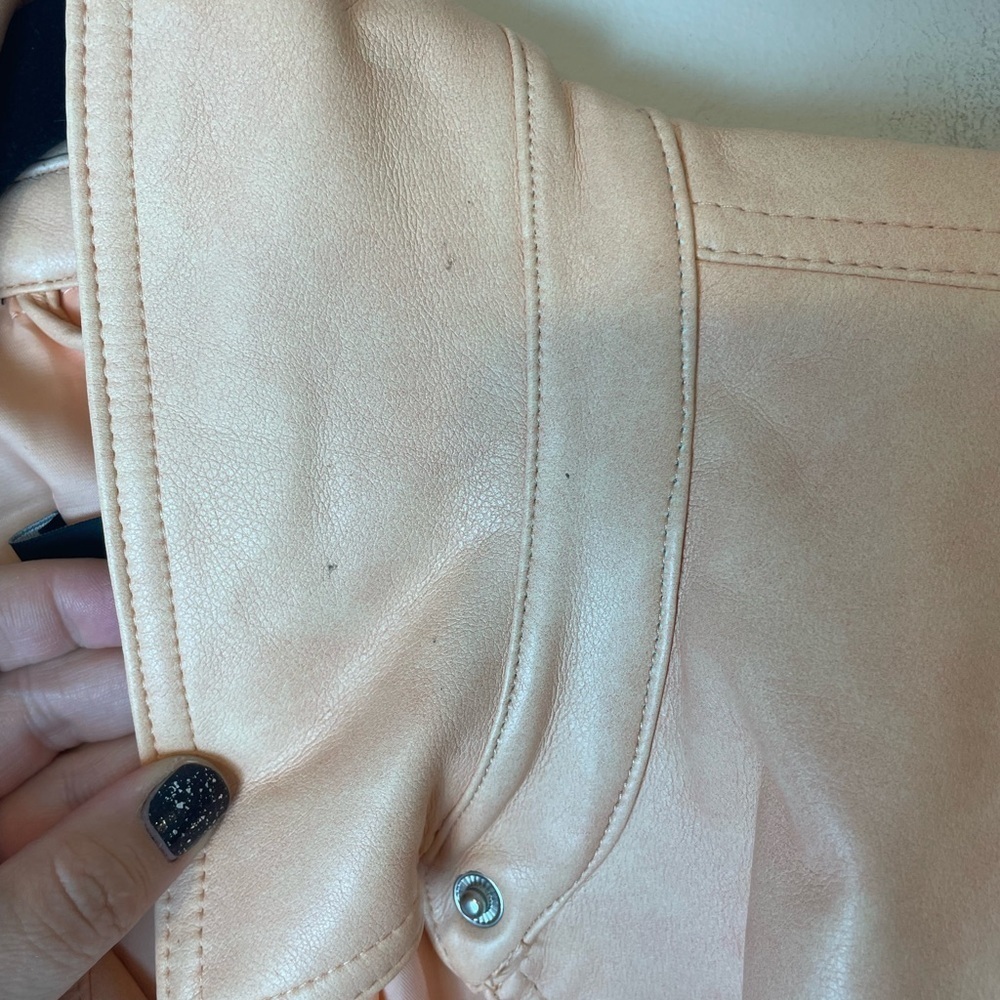 7 for All Mankind Peach Faux Leather Oversized Bomber Jacket Women’s Size Medium - Picture 8 of 13
